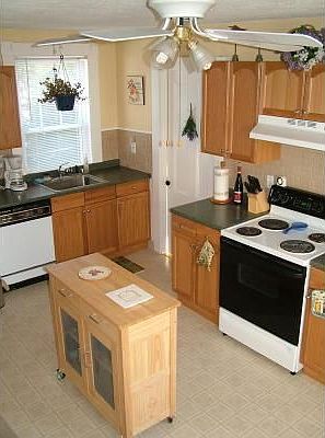 2nd image of 7 Ord St #2