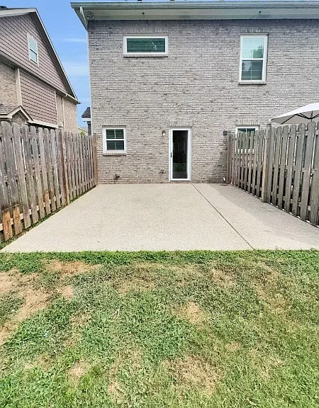 242C Grand Ave #C — Photo 14
