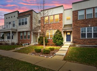 1001 Times Square Dr, Aurora, IL 60504