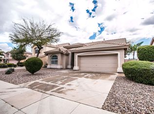 581 S Peppertree Dr, Gilbert, AZ 85296