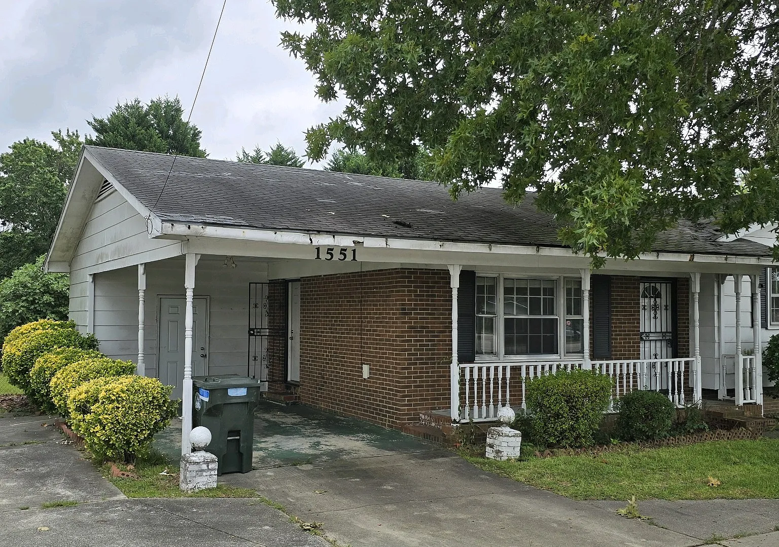 1551 Bingham Dr — Photo 1