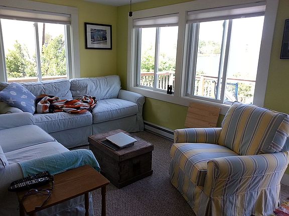 3rd image of 233 Lake Dr