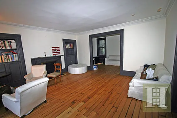 Rented by Halstead Real Estate | media 6