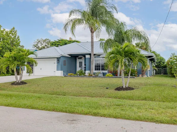 831 SW Duncan Terrace, Port St Lucie, FL 34953