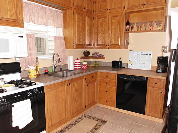 5th image of 123 Bungalow Ter
