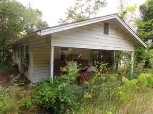 505 Black Walnut St, Newport, TN 37821