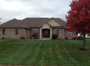 18815 S Chestnut Dr, Shorewood, IL 60404
