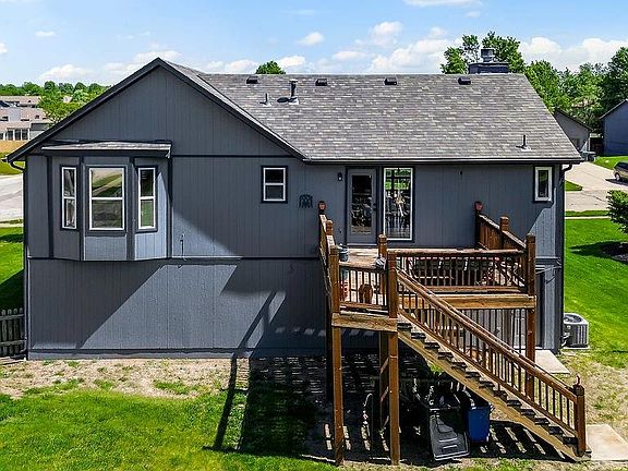 3rd image of 20855 W 227th St