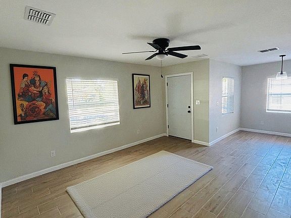 3rd image of 1145 Oakhill St Unit A