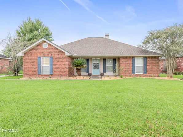105 Kettle Ct, Broussard, LA 70518