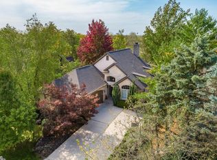9828 Oxford Cir, Powell, OH