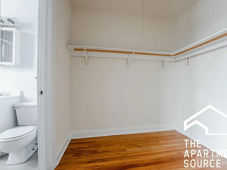 2733 N Milwaukee Ave #217 — Photo 5