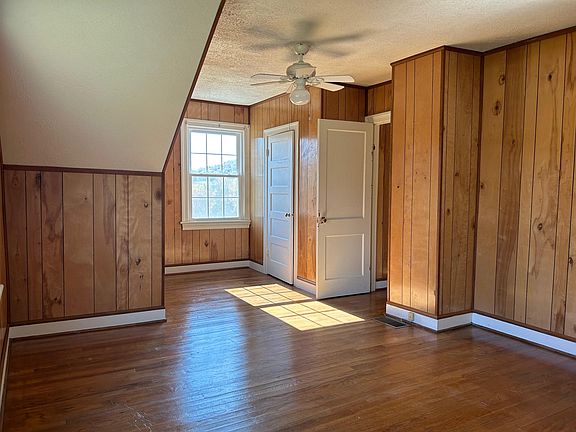 5th image of 4363 Burton Rd