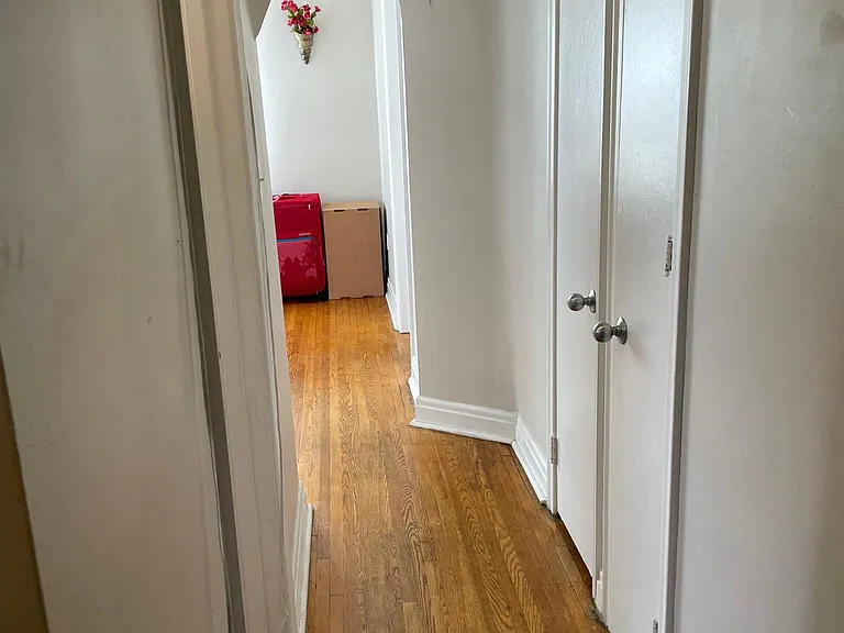 16 Church St E #9 — Photo 6