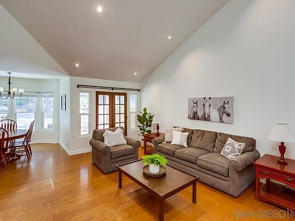 4th image of 12535 Calle Tamega Unit 115