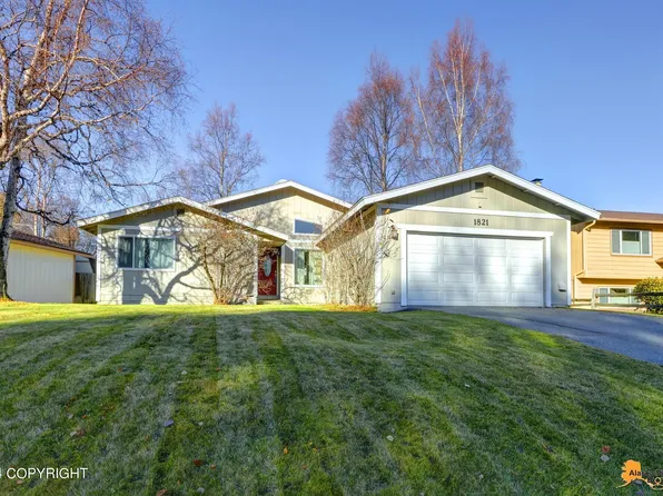 1821 Shadetree Cir, Anchorage, AK 99502