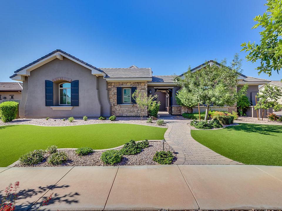 1st image of 2066 E Mead Dr