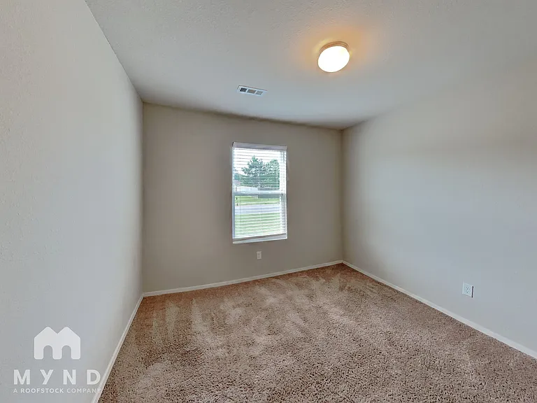 307 Westwood Dr — Photo 13