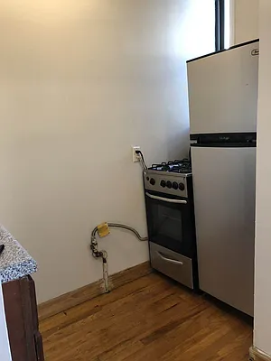 Rented by Lang Realty LLC | media 24