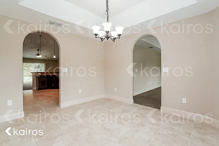 3 bed, 2.0 bath, 1936 sqft, $1,945 — Photo 4