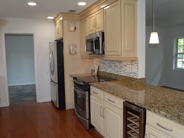 1680 Palmer Ave — Photo 5