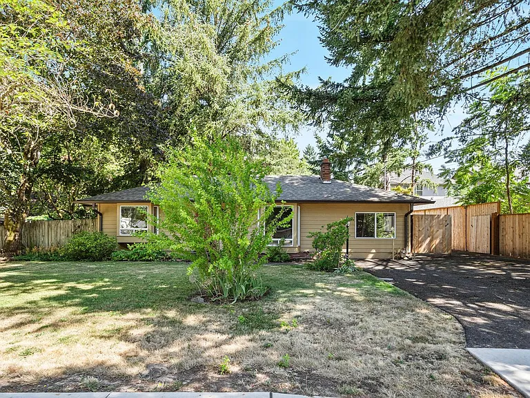 7505 SW Alden St — Photo 36