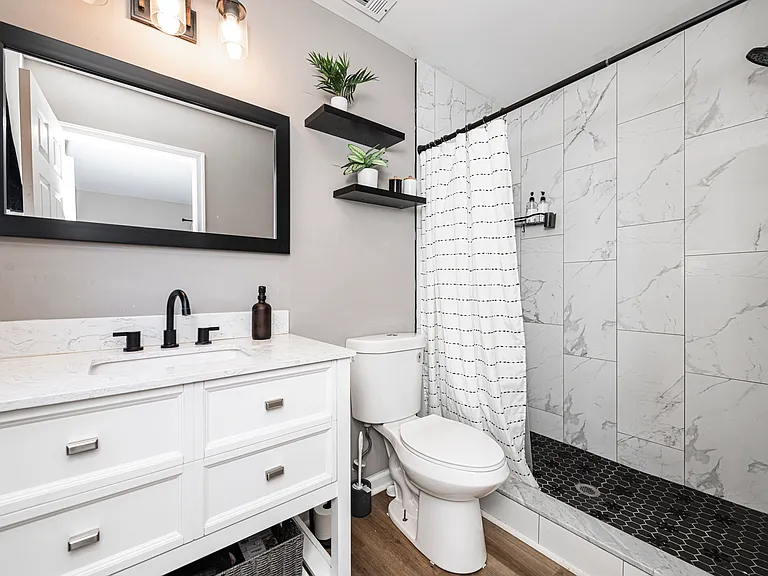 Main bathroom