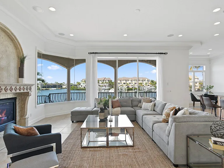 4130 Causeway Vista Dr — Photo 8