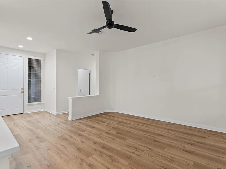 109 Anemone Cir — Photo 8