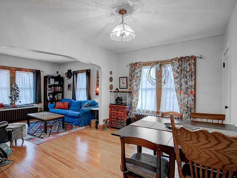 595 Syndicate St N — Photo 7