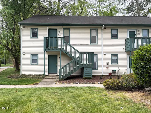 217 Ashley Forest Rd #D, Chapel Hill, NC 27514