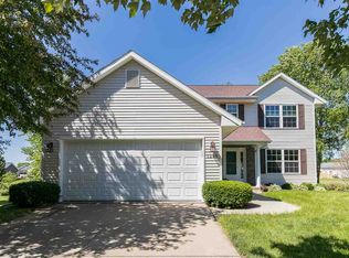 1265 Pacific St, Ely, IA 52227