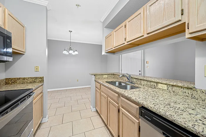 5612 Pinnacle Heights Cir #206 — Photo 18