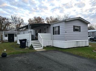 1985 Chipper Dr, Edgewood, MD 21040