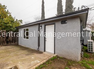 341 Laurel Ave #B, Arvin, CA 93203