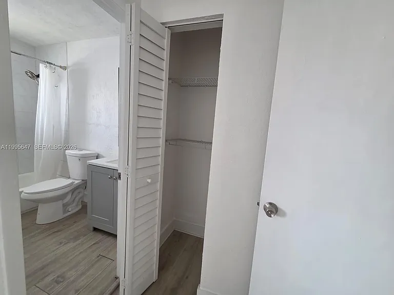 550 SW 115th Ave #405H — Photo 22
