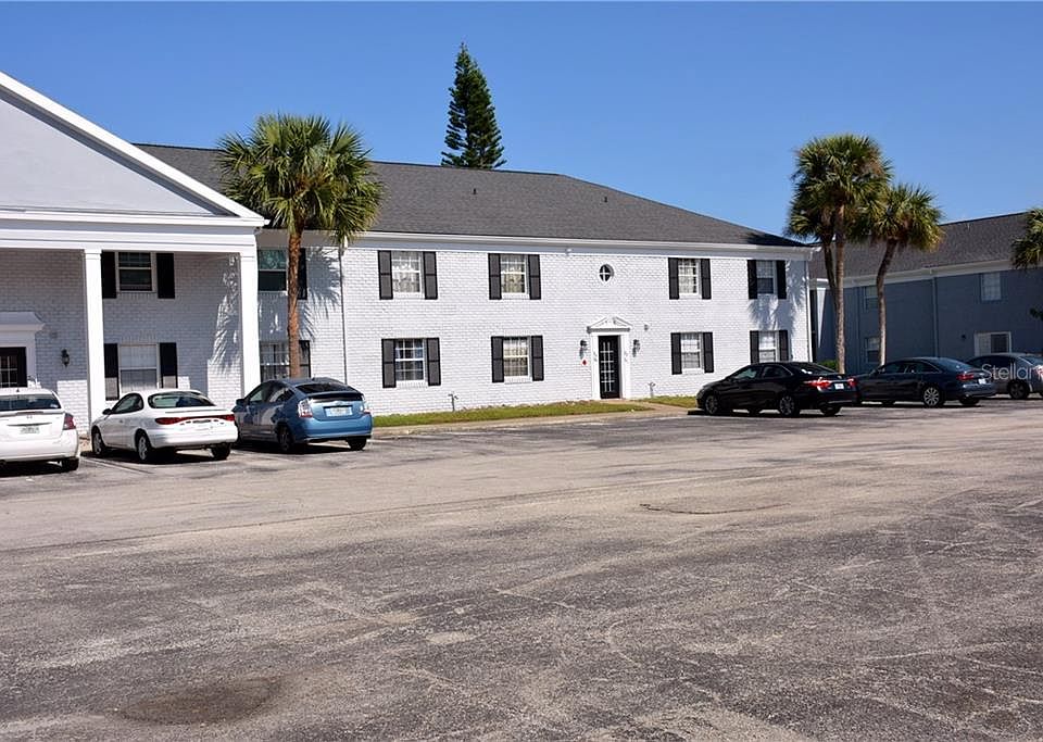 1st image of 209 Lewfield Cir #209
