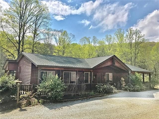 1st image of 175 Hidden Valley Farm Dr