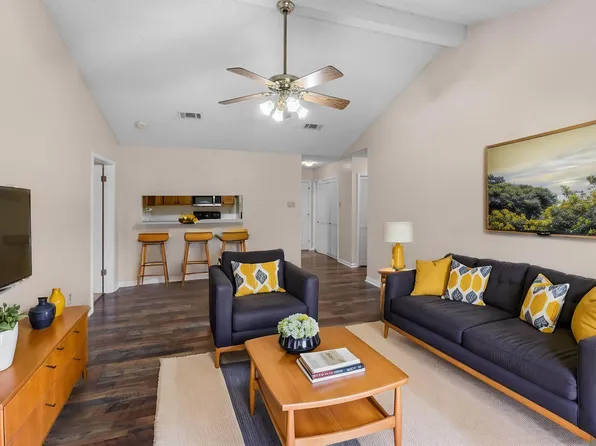 5323 Blair Ln APT V206, Baton Rouge, LA 70809