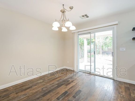 5th image of 11103 Alora St