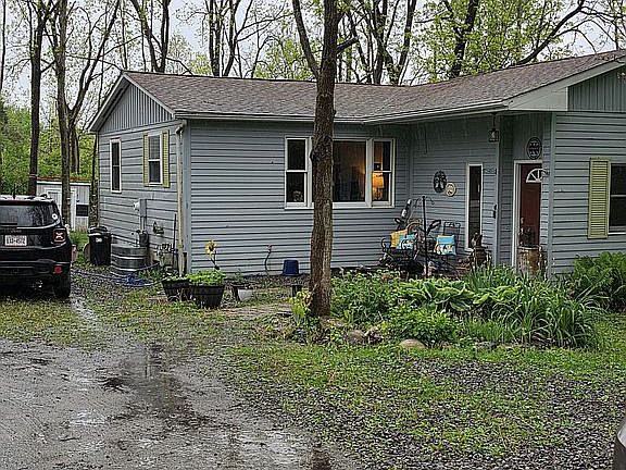 3rd image of 36 Atwater Rd