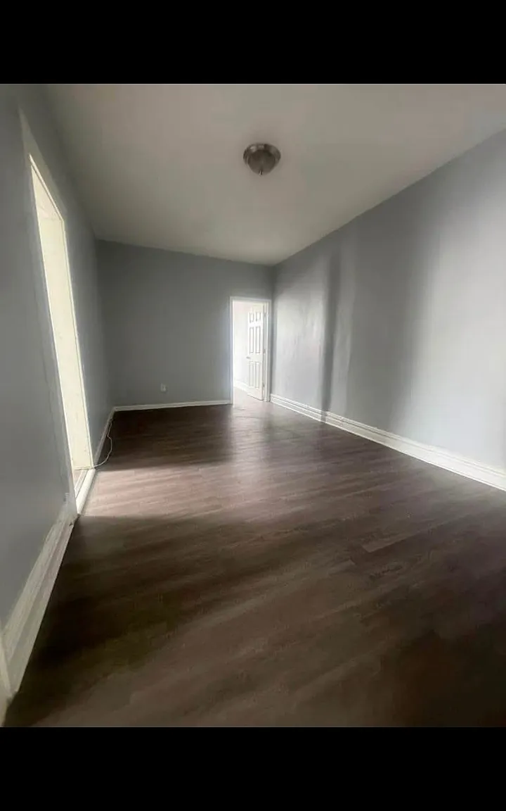 3 bed, $1,950 — Photo 4
