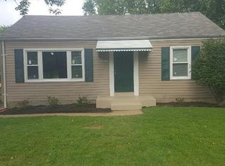 10533 Saint Philip Ln, Saint Ann, MO 63074