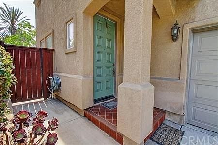 4th image of 22912 Serra Dr