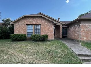 2510 Limestone Dr, Arlington, TX 76014