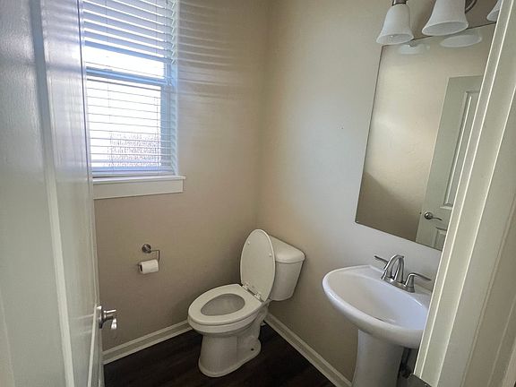 2nd image of 2910 SW Yew Park Ln