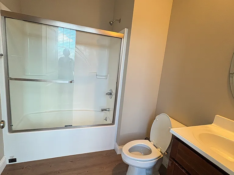 730 N Main St #201 — Photo 7