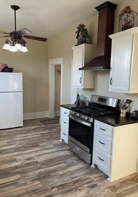 1st image of 603 E 5th St