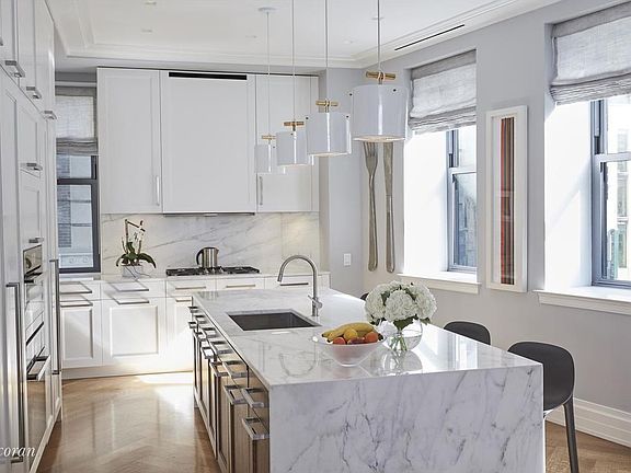 5th image of 235 W 75th St #312