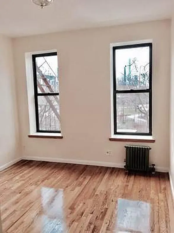 45-05 21st Street — Photo 4
